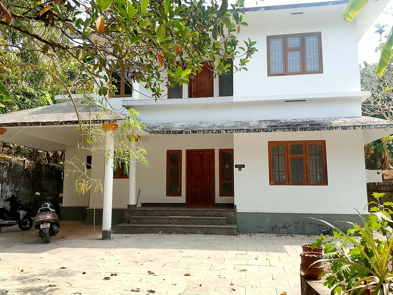 Elayavoor house front view