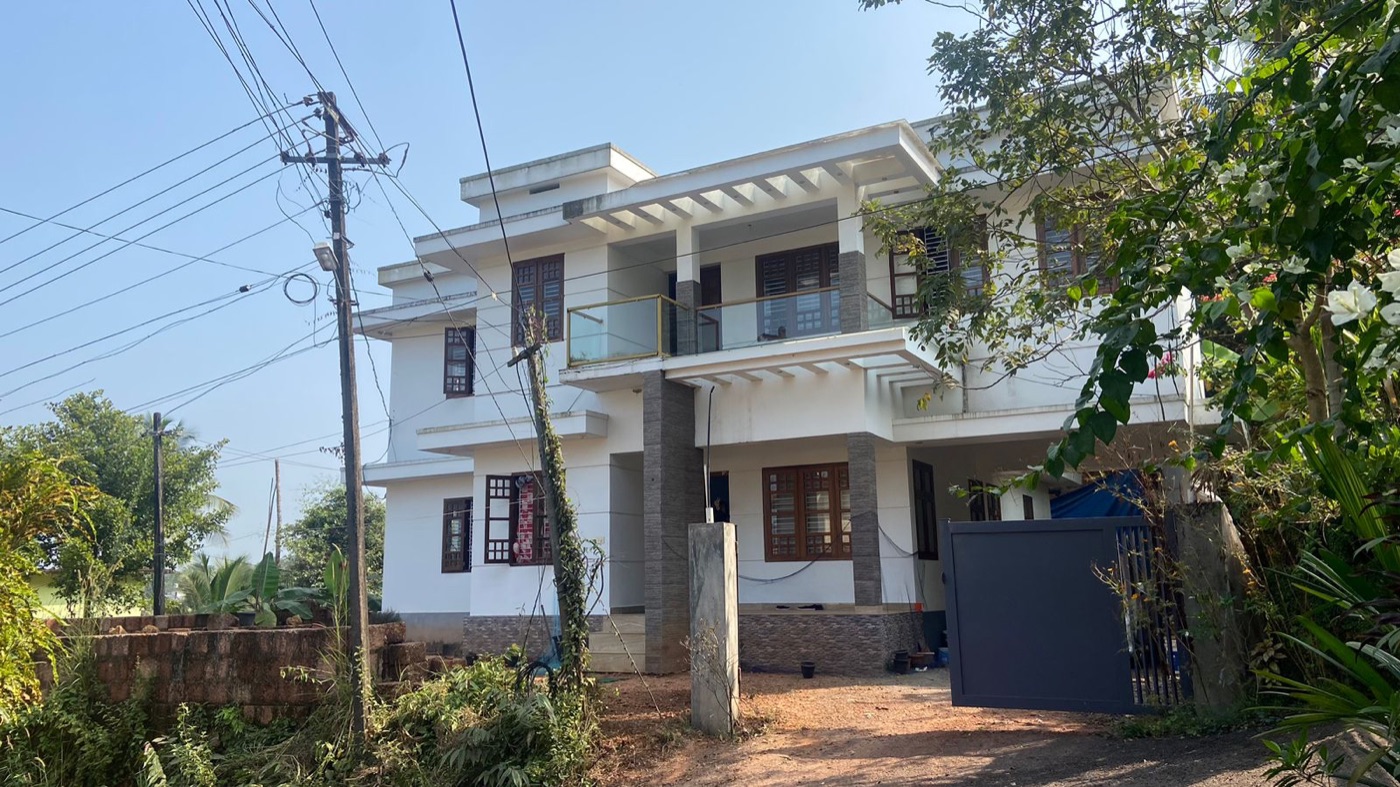 Front exterior of the 4 BHK house in Thilanoor, Kannur
