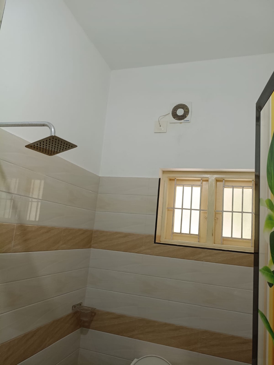 Modern tiled bathroom
