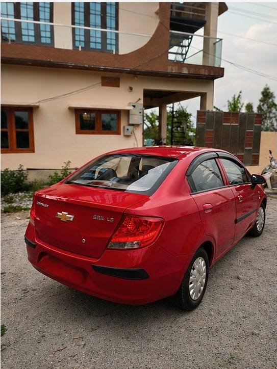 Chevrolet Sail LS rear view